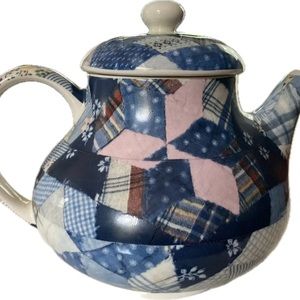Rare Wedgwood Tea Pot “Patchwork”